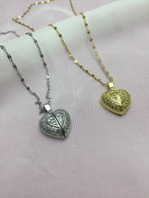 Small Heart Zircon